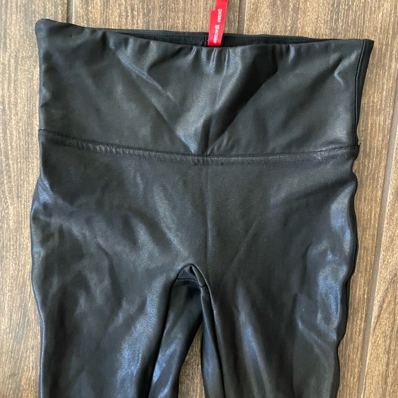Spanx Faux Leather Leggings - Picture 4 of 4